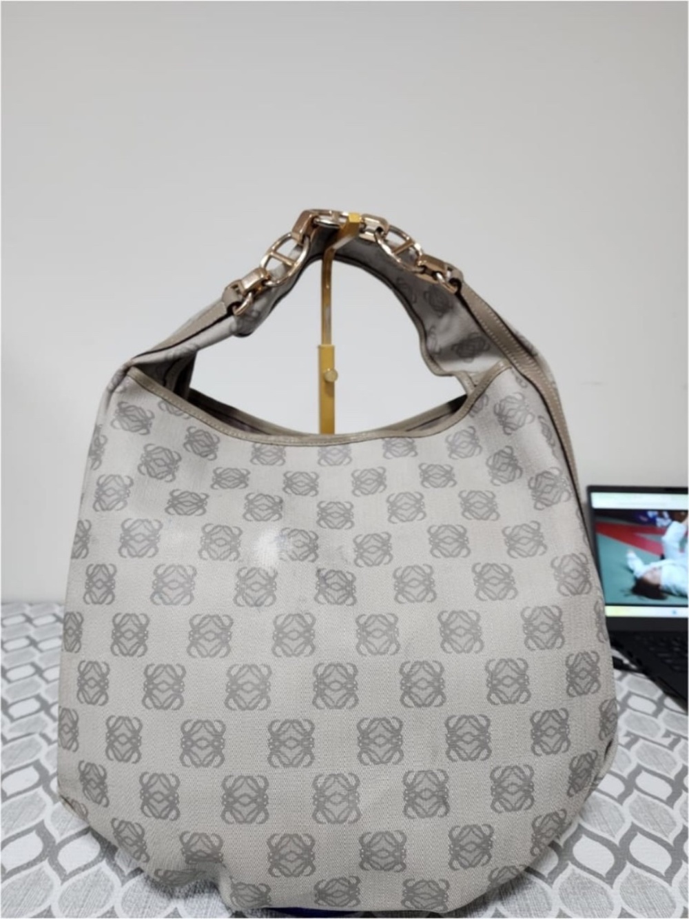 Authentic Loewe Bounce Vintage Leather Shoulder Bag Grey